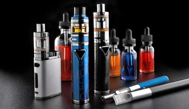 Bé trai 15 tuổi ngộ độc vì thuốc lá điện tử