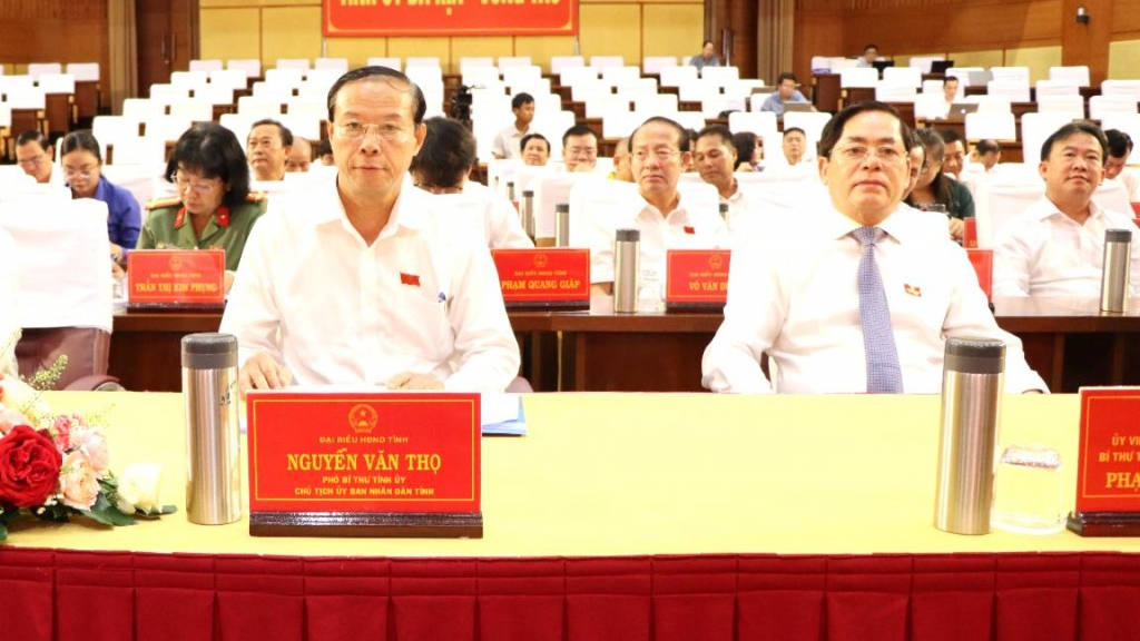Thông qua nhiều nội dung quan trọng thúc đẩy kinh tế - xã hội