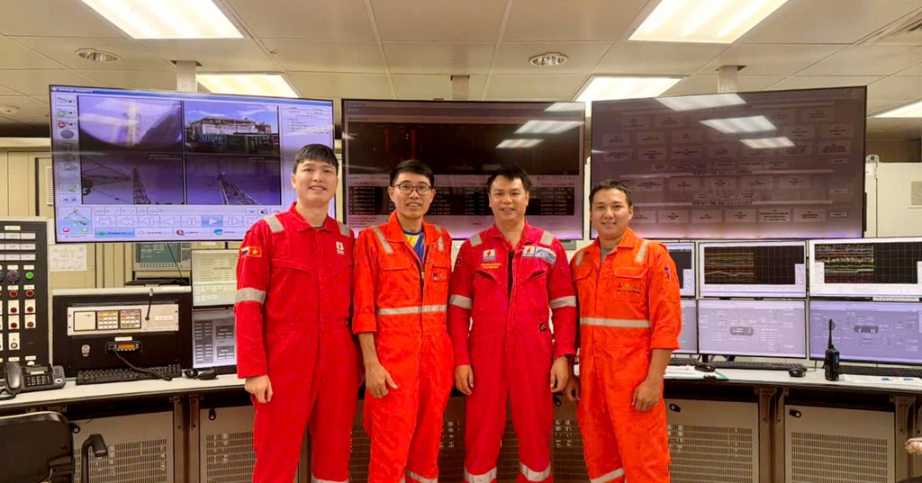 Các cán bộ, kỹ sư NCSP tham gia trực tiếp vào chiến dịch
