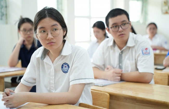 Thí sinh Hà Nội bắt đầu cuộc đua vào lớp 10 công lập