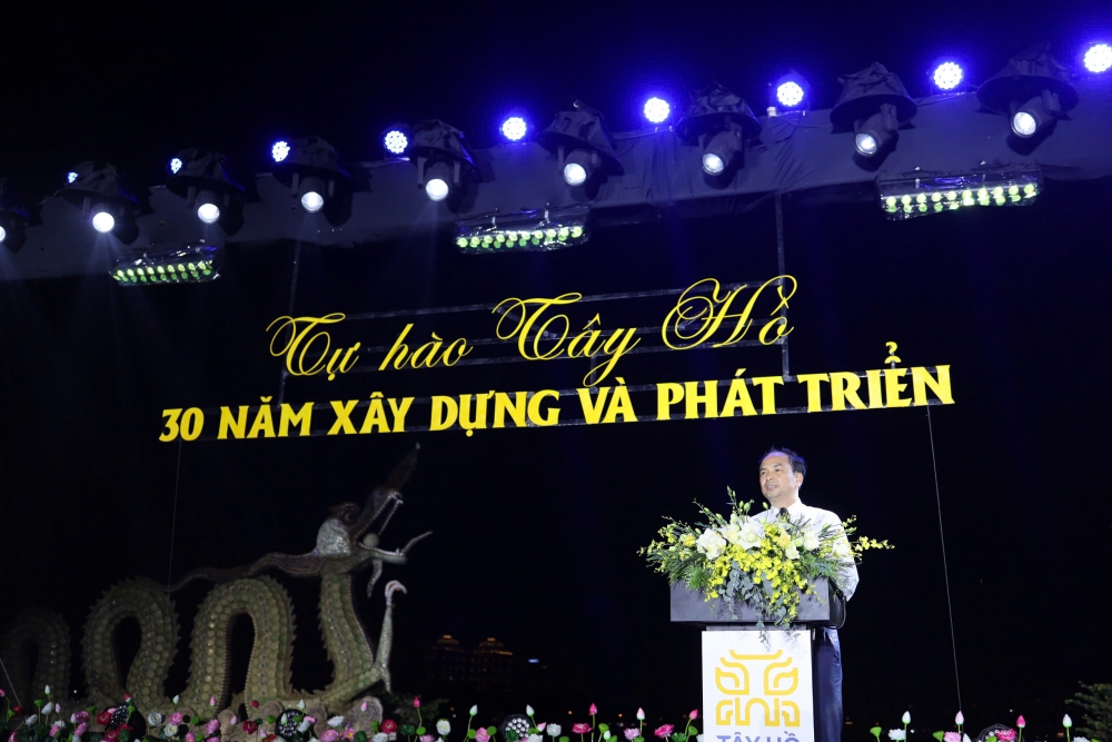 Vinh danh tác giả, tác phẩm nghệ thuật sáng tác về Tây Hồ Vinh danh tác giả, tác phẩm nghệ thuật sáng tác về Tây Hồ