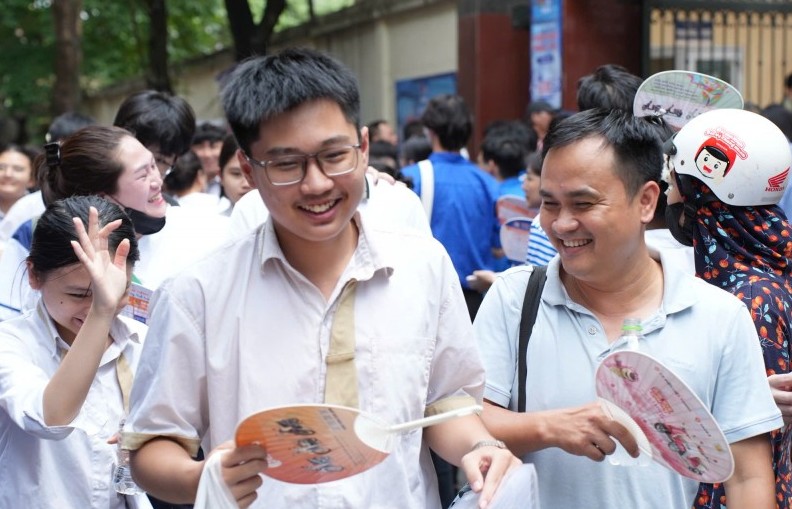 Thí sinh ấn tượng với đề Ngữ văn "niềm vui của tuổi học trò"