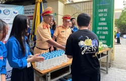 Giao thông an toàn, thuận lợi trong ngày đầu kỳ thi vào lớp 10