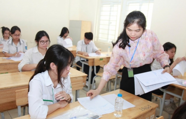 Hà Nội chỉ đạo tổ chức nghiêm túc, an toàn các kỳ thi, tuyển sinh