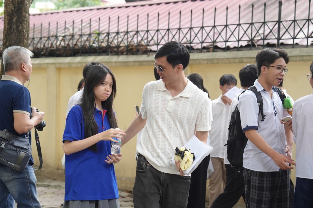 Thí sinh tự tin đỗ nguyện vọng 1 sau môn thi đầu tiên