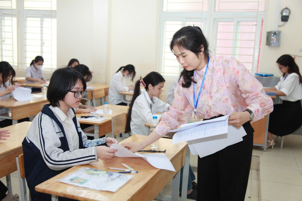 Thí sinh Hà Nội dự thi môn Ngữ văn