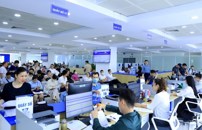 Nâng cao chất lượng phục vụ, lấy người dân làm trung tâm