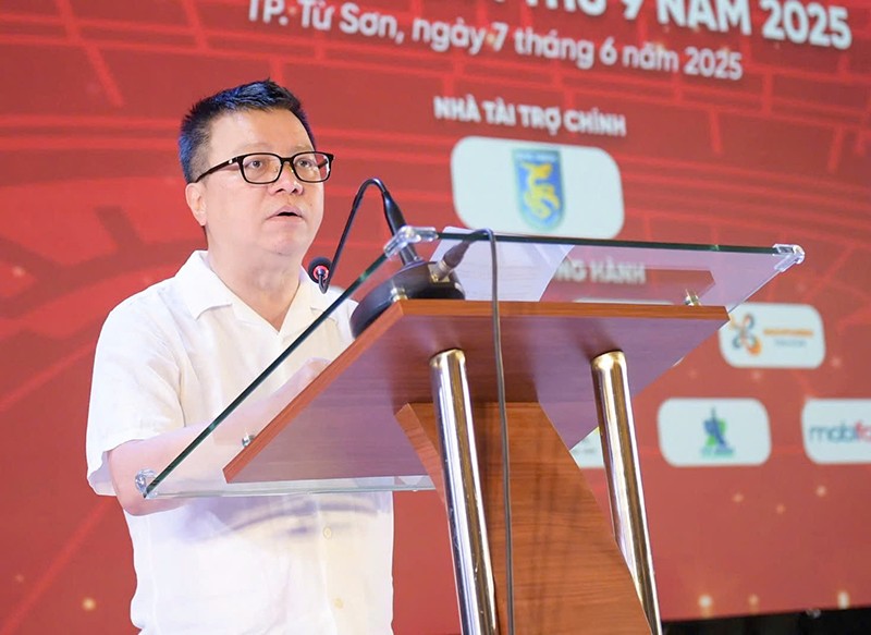 Ông Lê Quốc Minh - Ủy viên Trung ương Đảng, Tổng Biên tập Báo Nhân dân, Phó Trưởng ban Tuyên giáo và Dân vận Trung ương, Chủ tịch Hội Nhà báo Việt Nam, Trưởng Ban Chỉ đạo Press Cup 2025 phát biểu tại Lễ trao giải