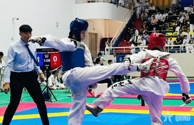 Hơn 1.000 võ sĩ tham dự Festival Taekwondo Hà Nội mở rộng