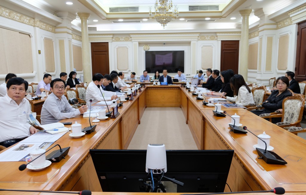 Quang cảng buổi làm việc 