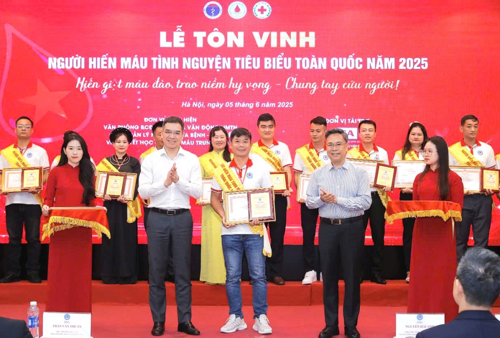 Anh Trường được vinh danh