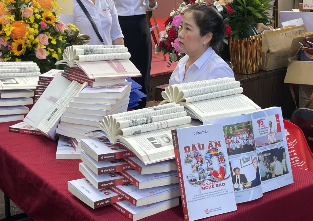 Tác phẩm