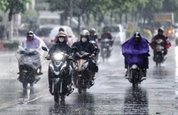 Nhiều khu vực có mưa rào và dông