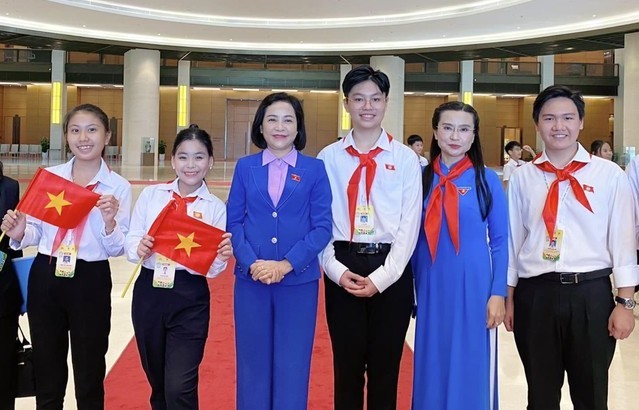 Phan Bảo Ngọc "Đại sứ Văn hóa đọc" đam mê truyền cảm hứng