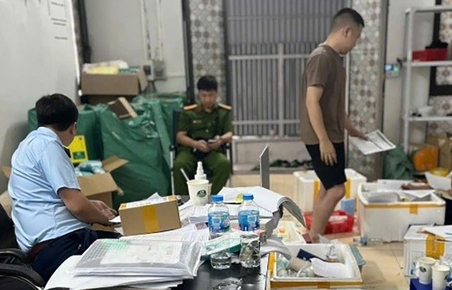 Hà Nội tiếp tục “tấn công" mạnh buôn lậu, hàng giả