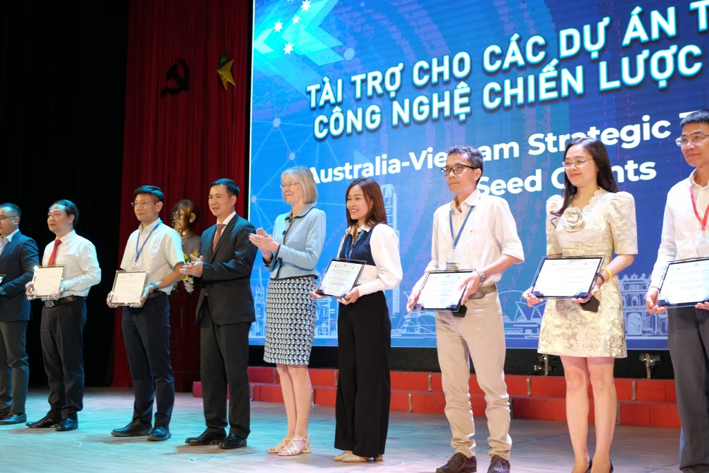 Australia–Việt Nam tăng cường hợp tác phát triển công nghệ, chuyển đổi số