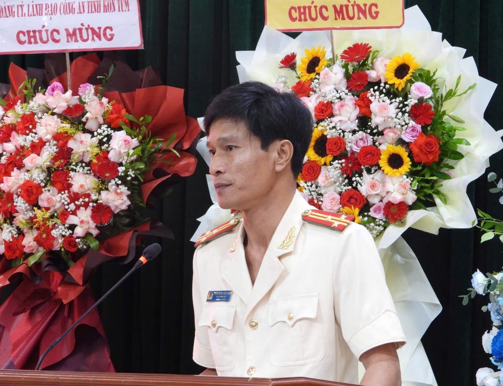 Thượng tá Trần Minh Nguyên, tân Phó Giám đốc Công an TP Đà Nẵng phát biểu nhận nhiệm vụ (Ảnh: CA)
