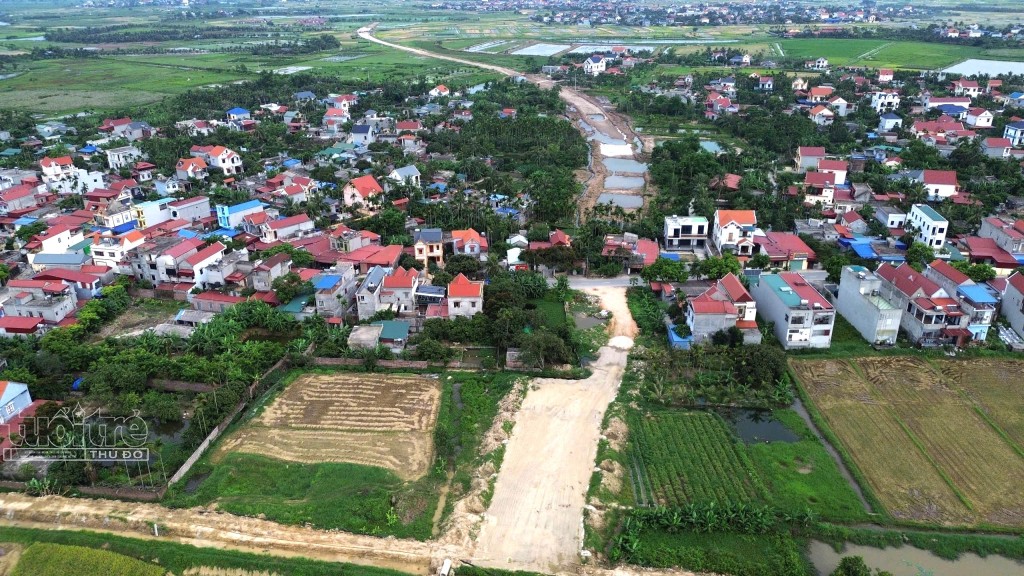 Kim Thành (Hải Dương): Đẩy nhanh xây dựng tuyến đường trục Đông - Tây