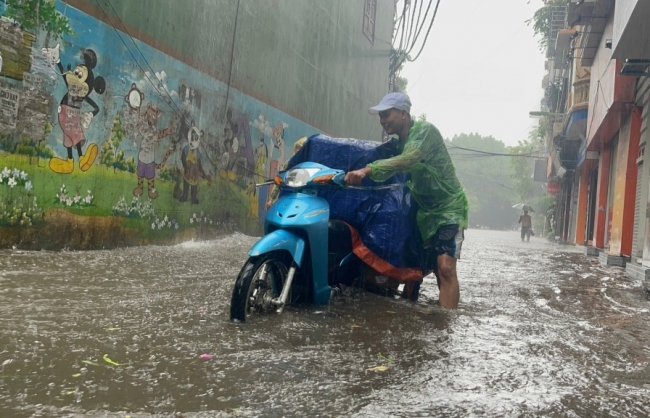 Bão số 1 mạnh lên, Bắc Bộ và Trung Bộ có mưa lớn
