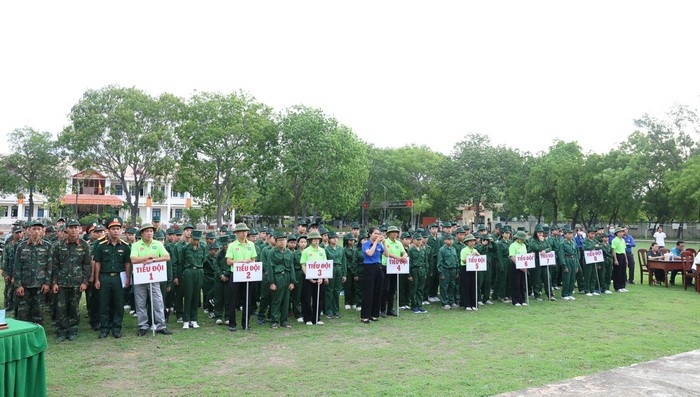 Toàn cảnh lễ xuất quân (Ảnh: ninhthuan.gov.vn)