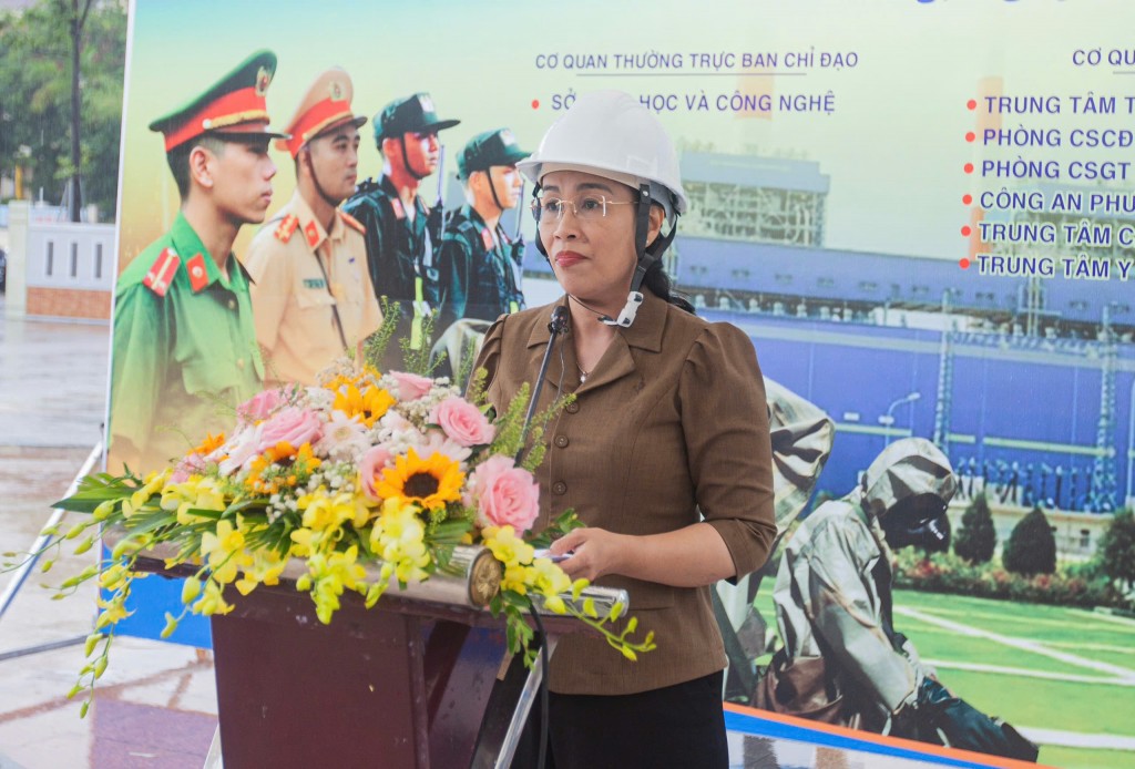 Phó Chủ tịch UBND TP Đà Nẵng Nguyễn Thị Anh Thi phát biểu tại buổi diễn tập (Ảnh Đ.Minh)