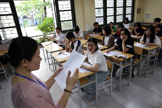 Huy động nghệ sĩ, vận động viên tham gia giáo dục trong nhà trường