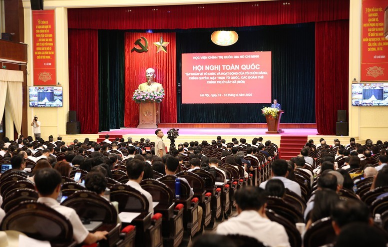 Trên 1,5 triệu đại biểu tập huấn vận hành chính quyền cấp xã mới