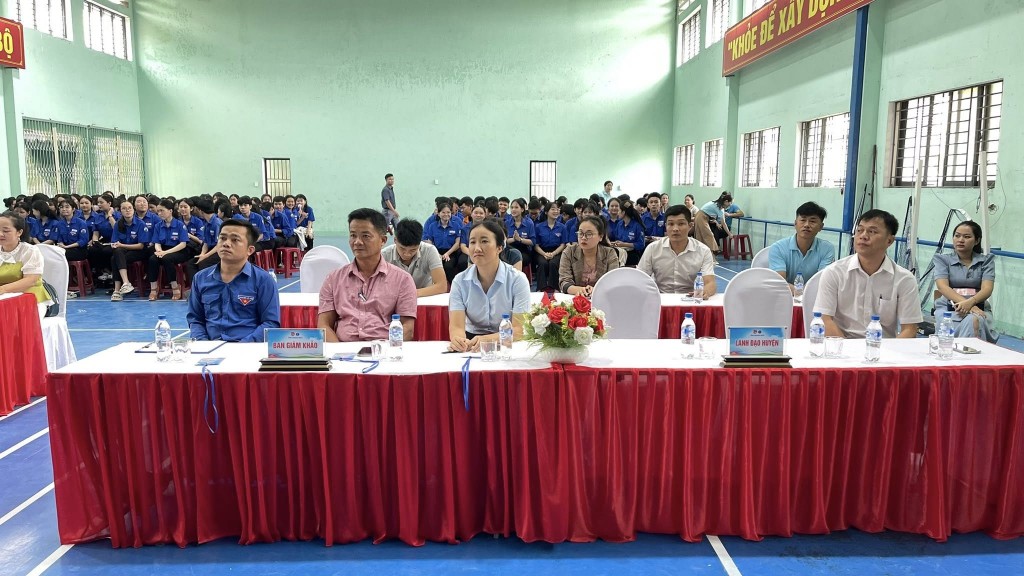 Sự kiện thu hút sự tham gia của hơn 200 cán bộ, đoàn viên, thanh niên từ khắp các cơ sở Đoàn trên địa bàn huyện Ba Tơ.