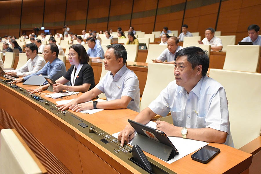 Luật Hóa chất (sửa đổi) chính thức được thông qua. Ảnh: Quochoi