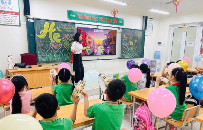 Học sinh công lập chính thức được miễn học phí từ năm học 2025-2026