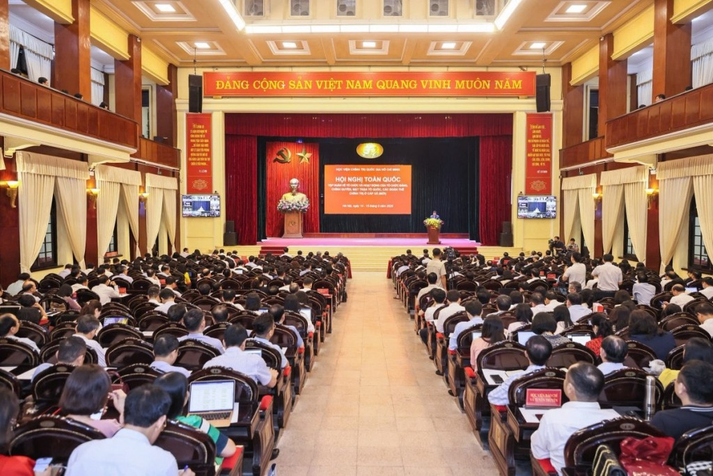 Mỗi cấp chính quyền là một trung tâm kiến tạo phát triển