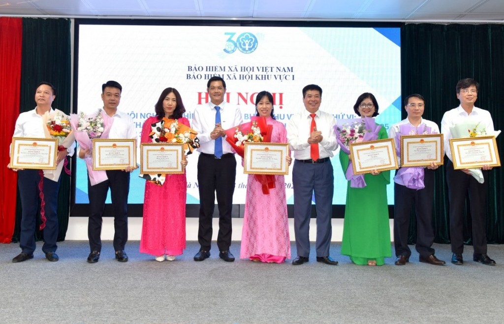 Phát huy tinh thần đổi mới, sáng tạo, nâng cao chất lượng phục vụ