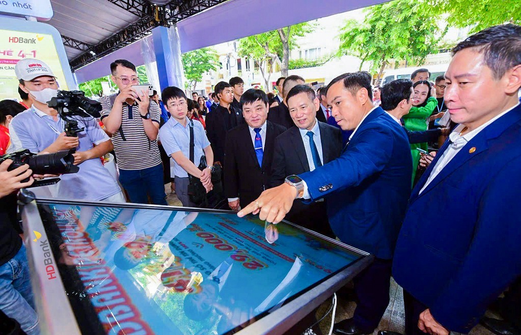 HDBank thúc đẩy tài chính trọn đời bằng hệ sinh thái tài chính số toàn diện