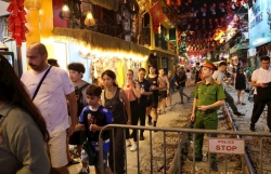 Tăng cường tuyên truyền, xử lý vi phạm tại “phố cà phê đường tàu”
