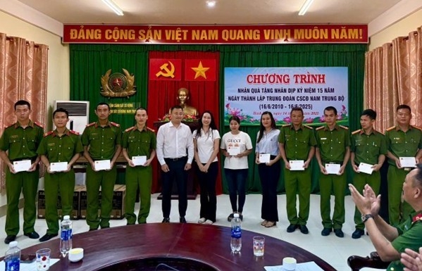 Cảnh sát cơ động Nam Trung Bộ ghi dấu những chiến công