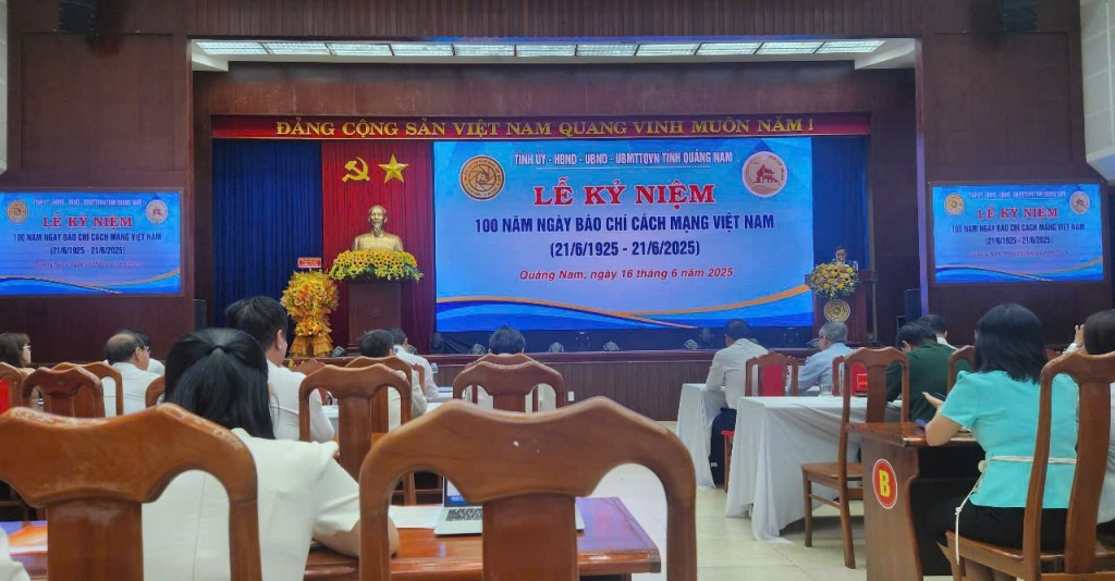 Quảng cảnh tại buổi lễ