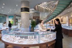 PNJ chuyển giao CEO, bổ nhiệm ông Phan Quốc Công làm Tổng Giám đốc