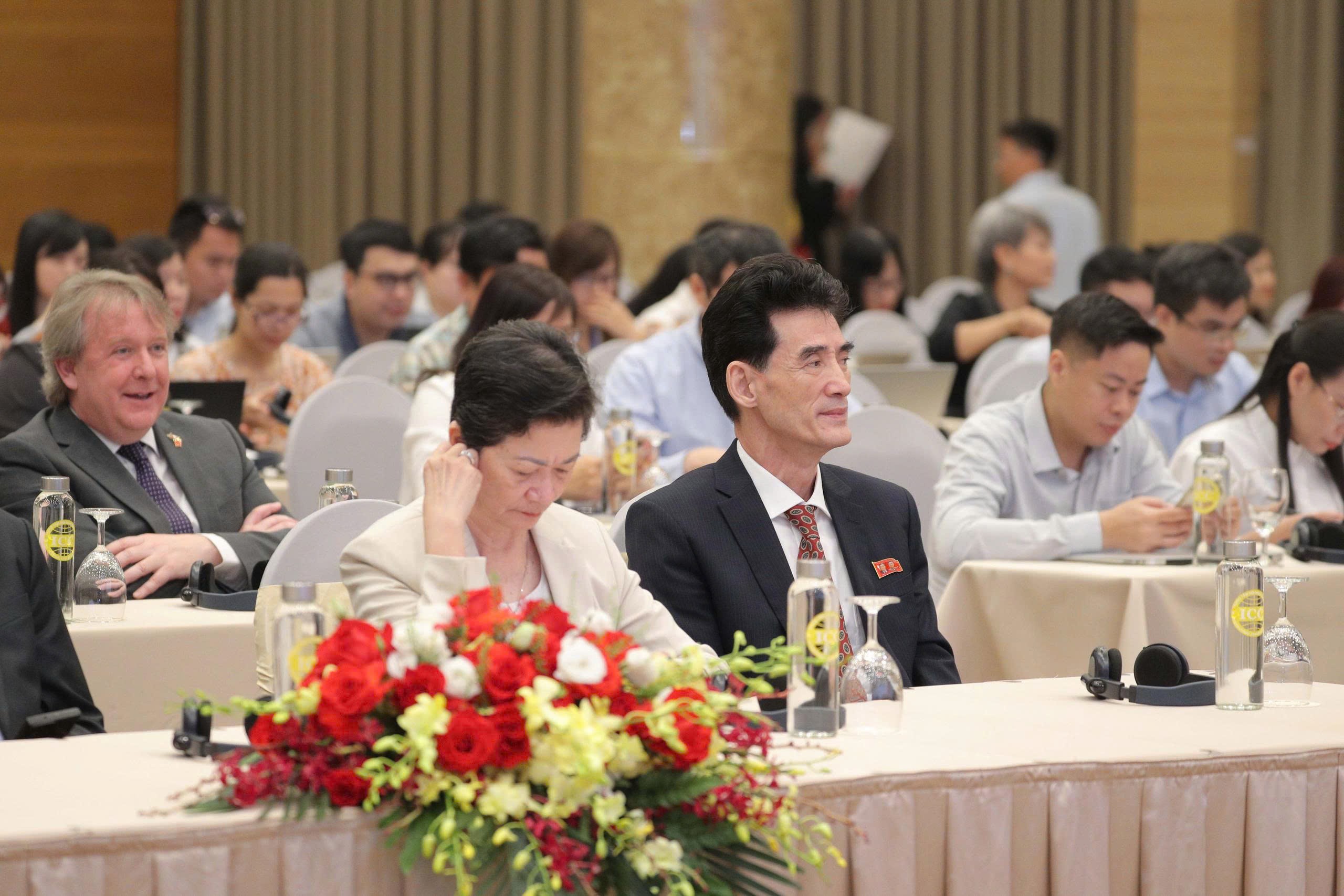 Họp báo quốc tế về mô hình chính quyền địa phương 2 cấp