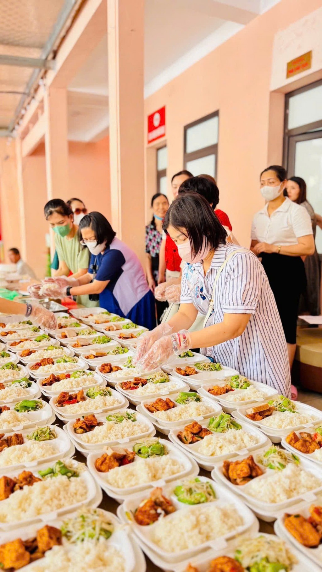 Lan tỏa yêu thương qua hoạt động thiện nguyện đầu hè