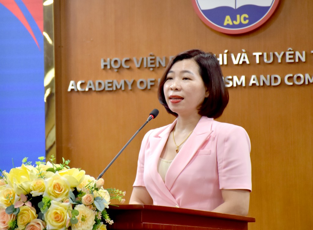 PGS.TS Nguyễn Thị Trường Giang - Thường vụ Đảng ủy, Phó Giám đốc Học viện Báo chí và Tuyên truyền