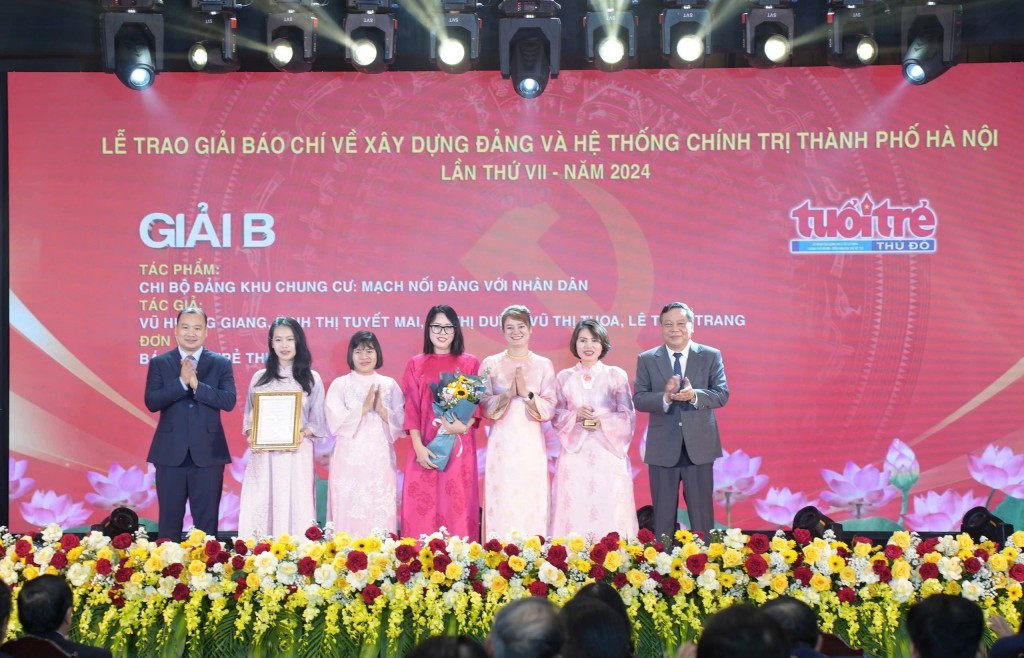 Tổ chức Lễ trao Giải báo chí về xây dựng Đảng TP Hà Nội lần thứ VIII - năm 2025