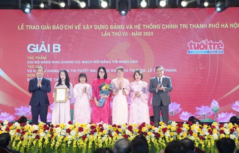 Tổ chức Lễ trao Giải báo chí về xây dựng Đảng TP Hà Nội lần thứ VIII - năm 2025