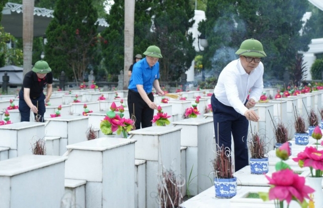 Thiết thực tri ân, lan tỏa nhân văn