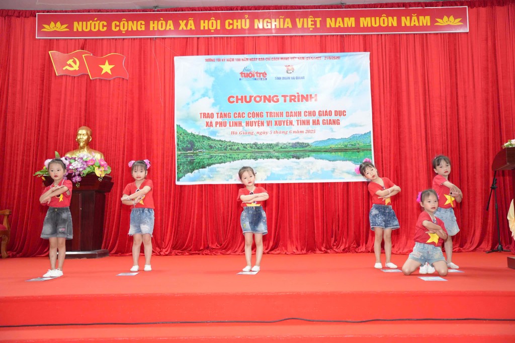 Niềm hạnh phúc lan tỏa những giá trị tốt đẹp
