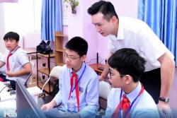 Hai nam sinh Hà Nội ứng dụng AI giải quyết bài toán rác thải