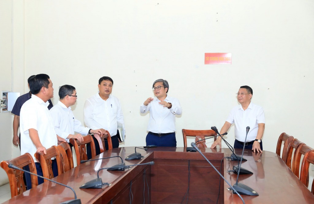 Lãnh đạo  UBND TP Hà Nội  kiểm tra vận hành chính quyền 2 cấp