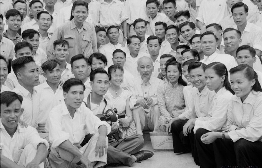 Nhớ lời Bác dạy, học theo cách viết của Người