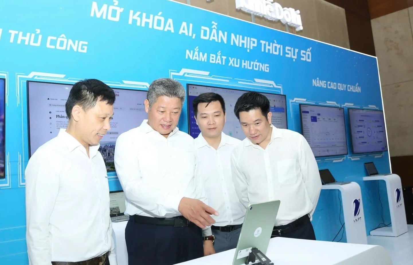 Tòa soạn thông minh - động lực cho chuyển đổi số báo chí