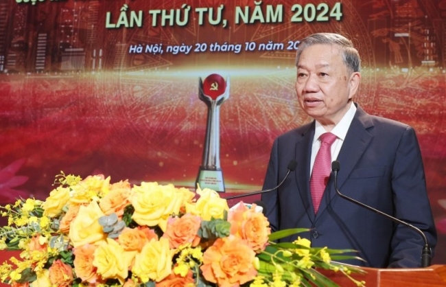 Vũ khí sắc bén trên mặt trận tư tưởng