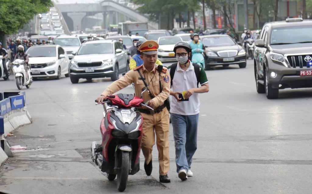 Không để “nhờn” luật giao thông…